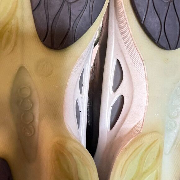 Ecco Biom Performance Green Lace Up Sneakers - Picture 6 of 6